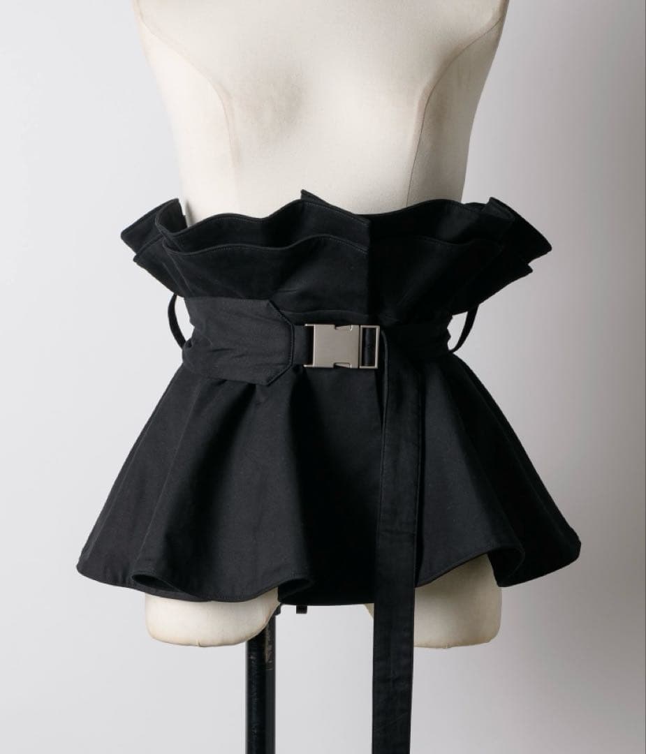 ラベルエチュード サークルフレアボリュームベルト ブラック - メルカリ