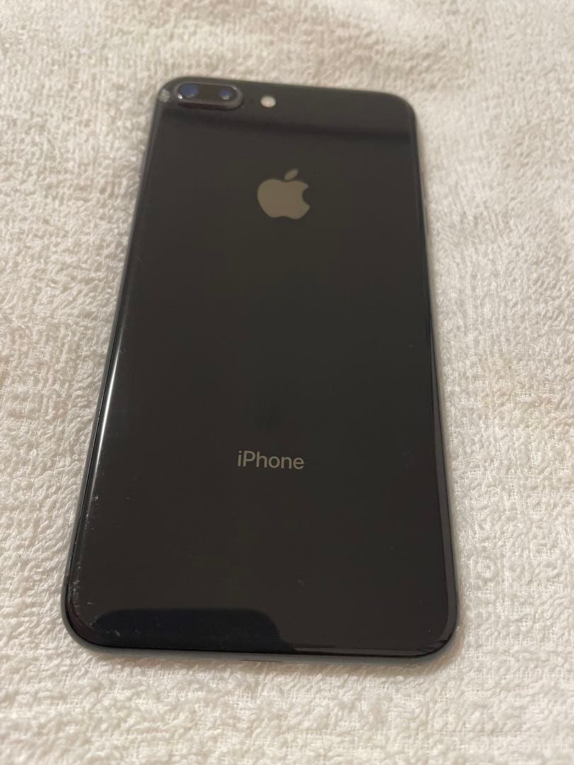 iPhone8Plus 256GBスペースグレイ 傷有り SIMロック解除済み