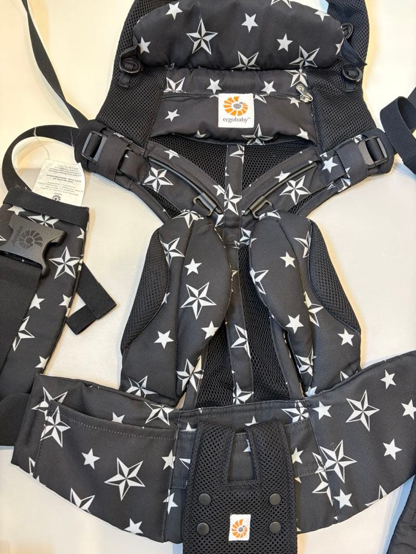 エルゴベビー 抱っこ紐 星柄 ブラック - メルカリ