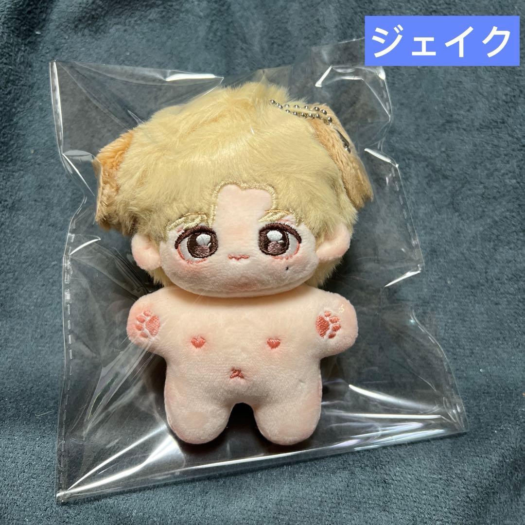 enhypen ジェイク ぬいぐるみ 10cm 新品 マスター - メルカリ