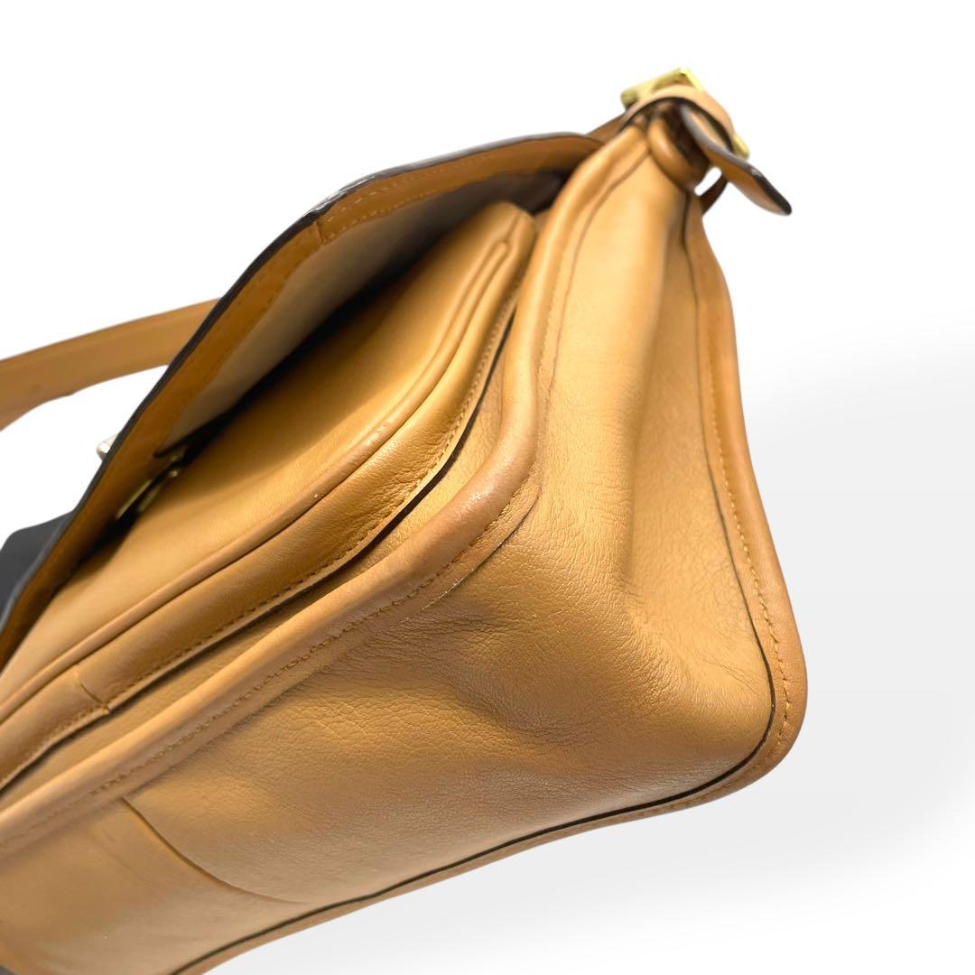 極美品 COACH コーチ オールドコーチ ショルダーバッグ ベージュ