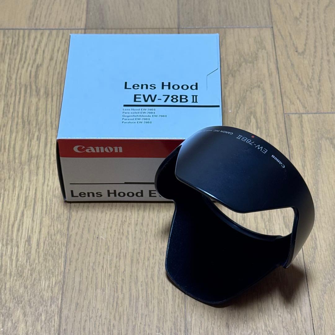 トーマスCanon EF28-135mm f/3.5-5.6 IS USM