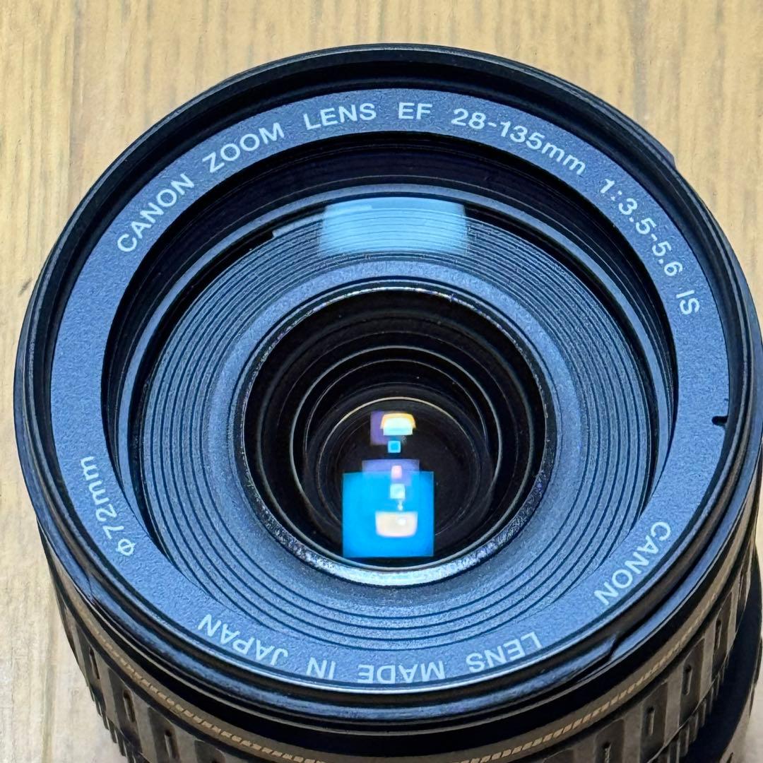 トーマスCanon EF28-135mm f/3.5-5.6 IS USM