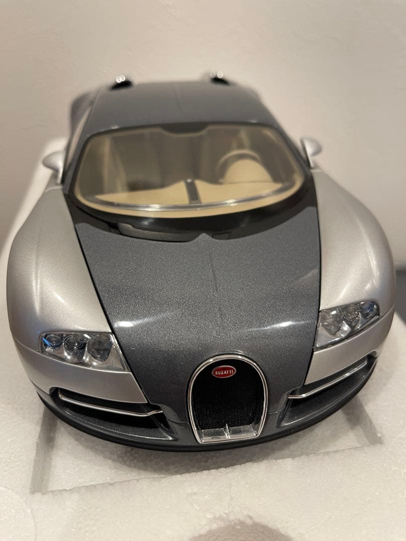 AUTOart モデルカー ブガッティ ヴェイロン 1/18 美品 - メルカリ
