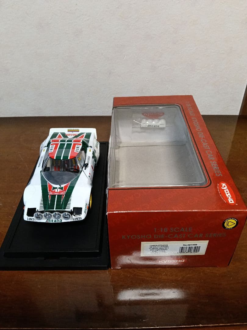 京商1/18ランチア・ストラトス77モンテカルロNo.1希少ライト点灯