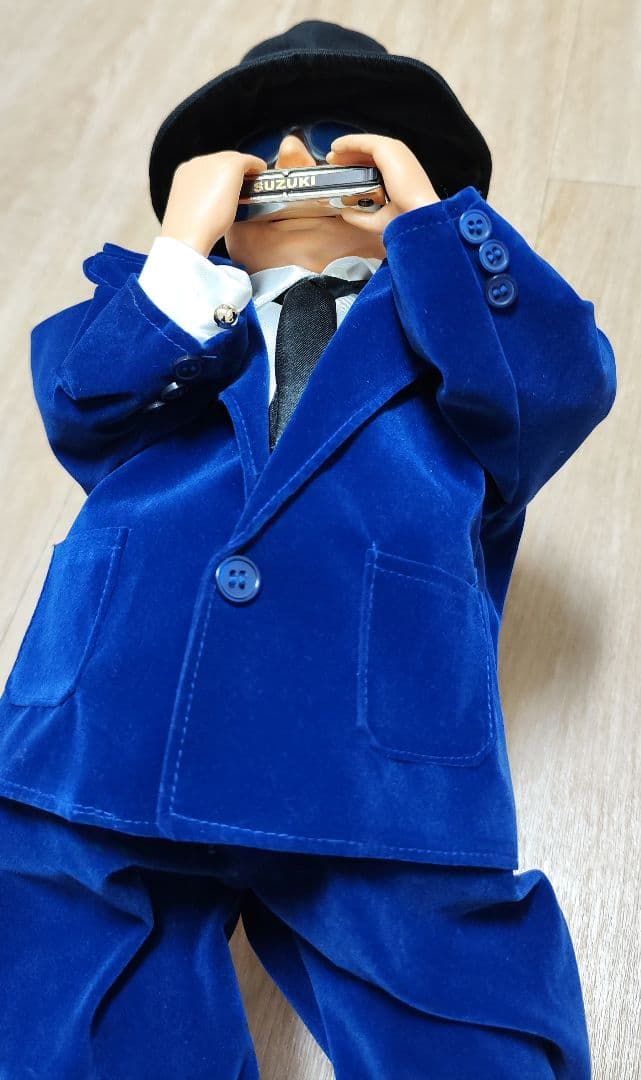 ブルースハープを吹く人形 SUZUKI BLUES MAN Hamonica - メルカリ