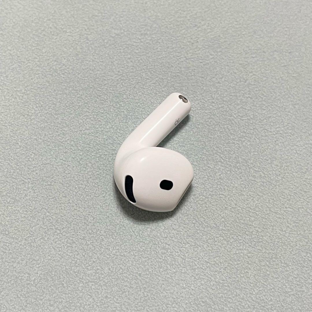 Apple AirPods 4世代 片耳 R 片方 右耳 - メルカリ