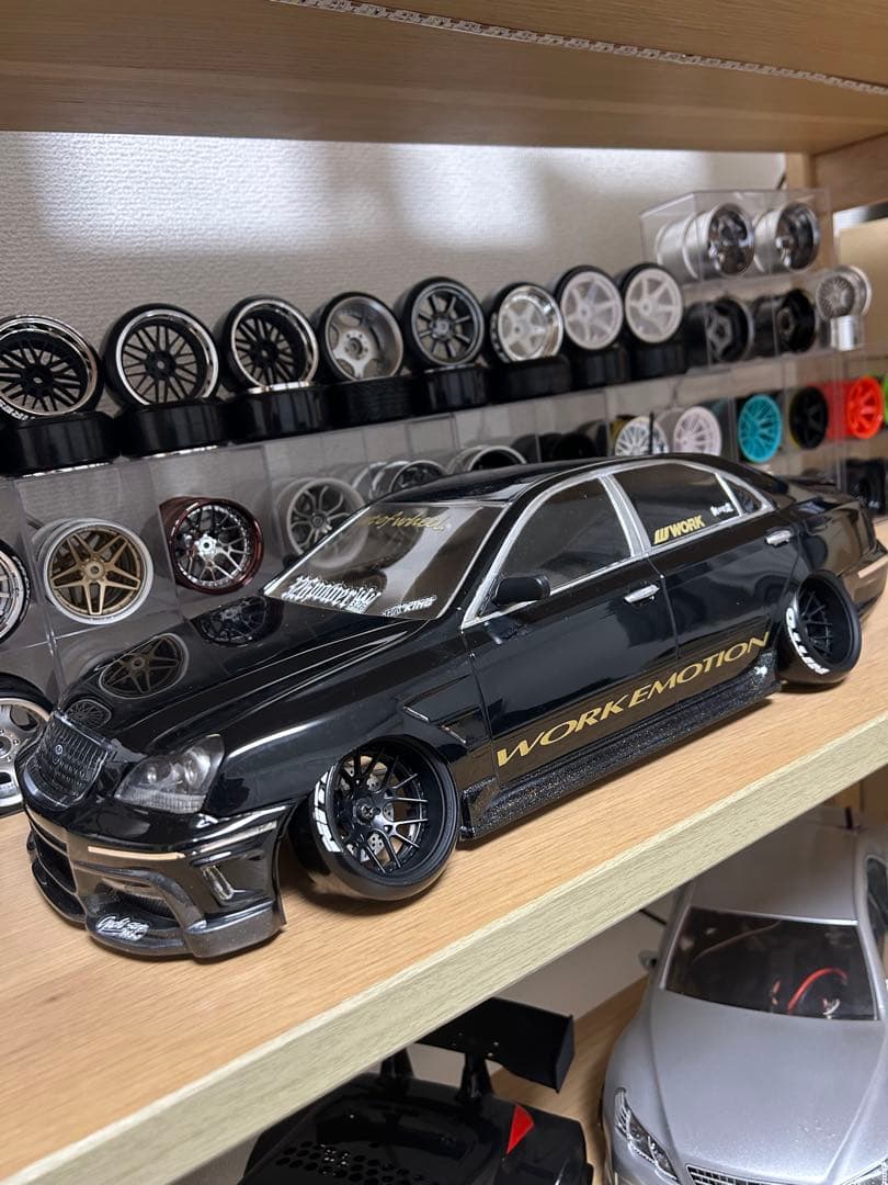 チーム鉄人クラウン180マジェスタV I Pボディ☆新品未走行品