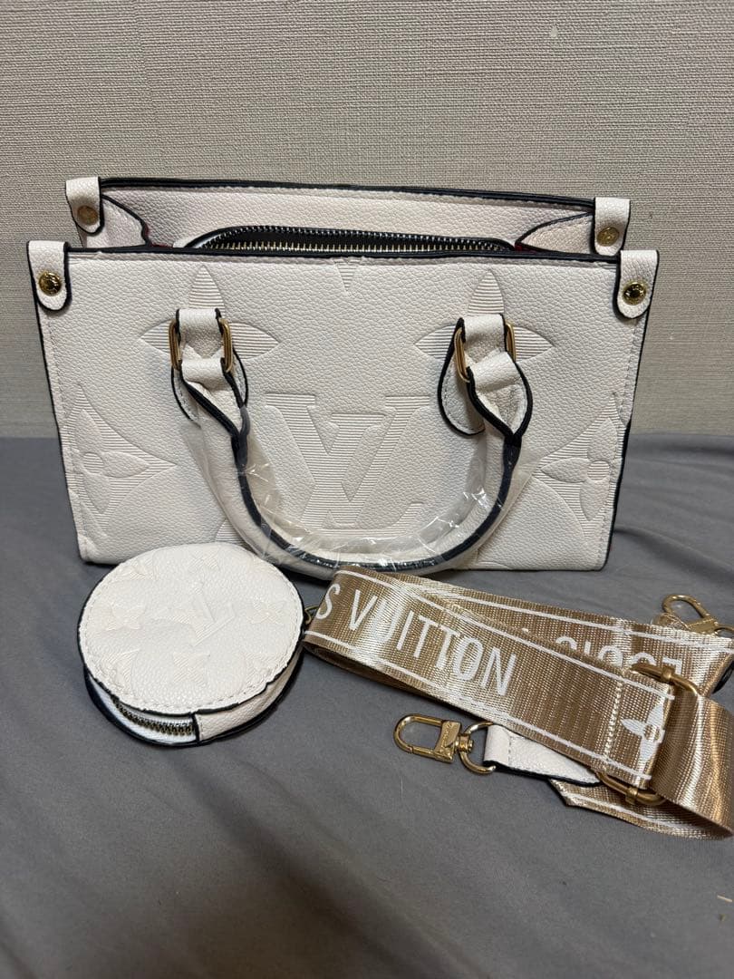 ホワイトショルダーバッグ Cross charm official store | 【クーポン利用で30％OFF】DEVICE