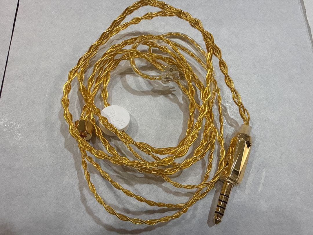 最終価格 MoonDrop Illumination光 秋月4.4mm 清泉