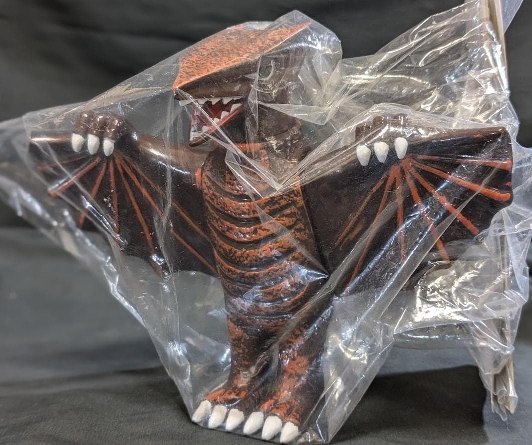 ギャオス 昭和ガメラ対戦怪獣（日東復刻）ソフビフィギュア 未開封