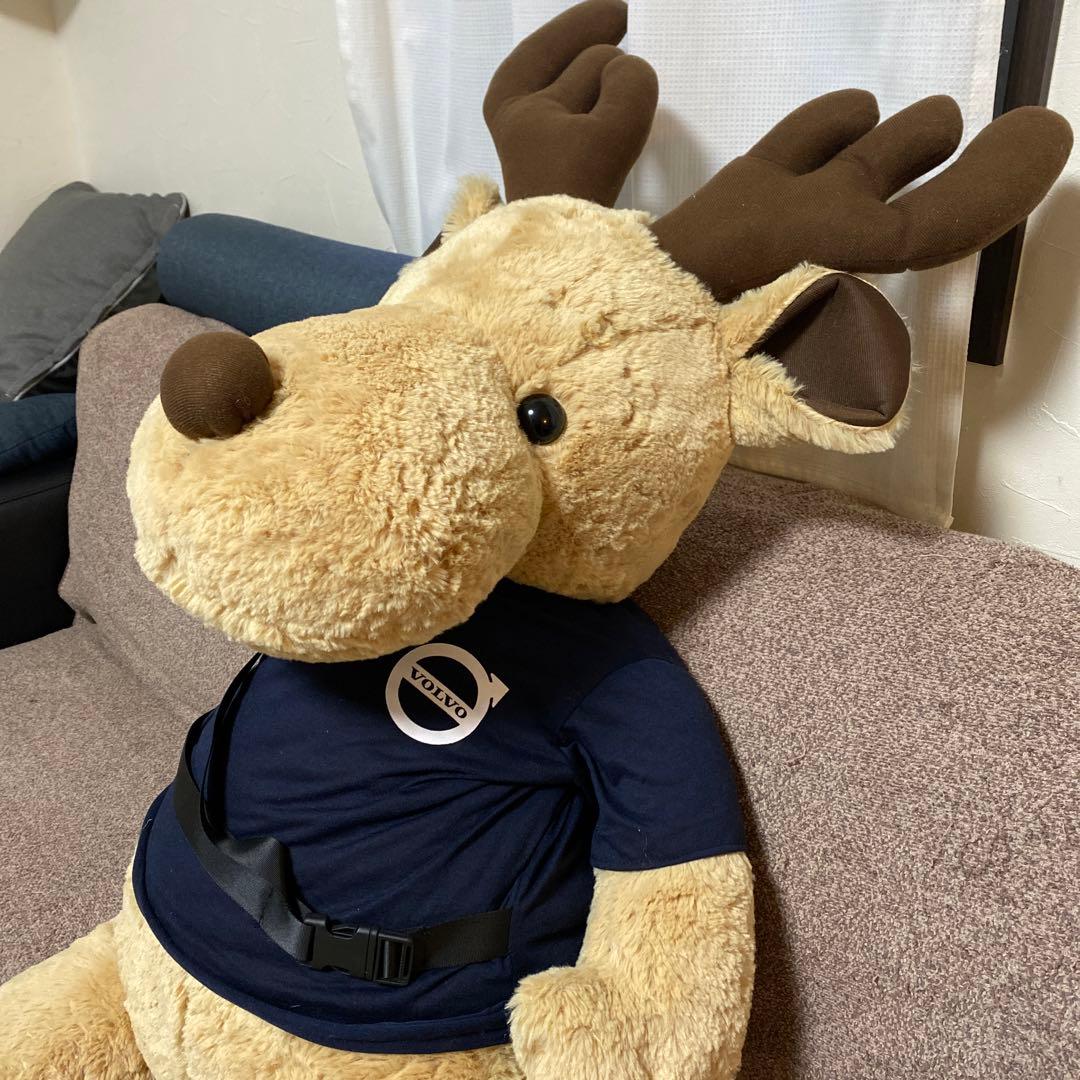 非売品】VOLVO ボルボビッグエルク 特大ぬいぐるみ - メルカリ