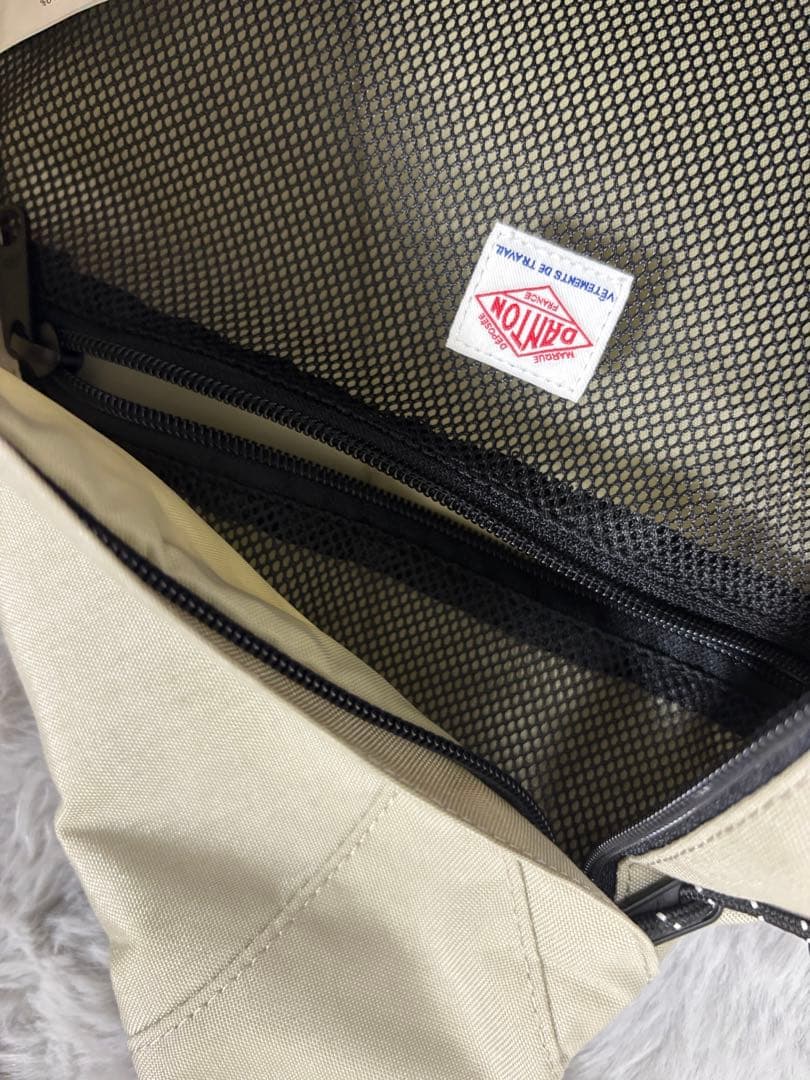 ダントン コーデュラキャンバスワンショルダーバッグ オイスター