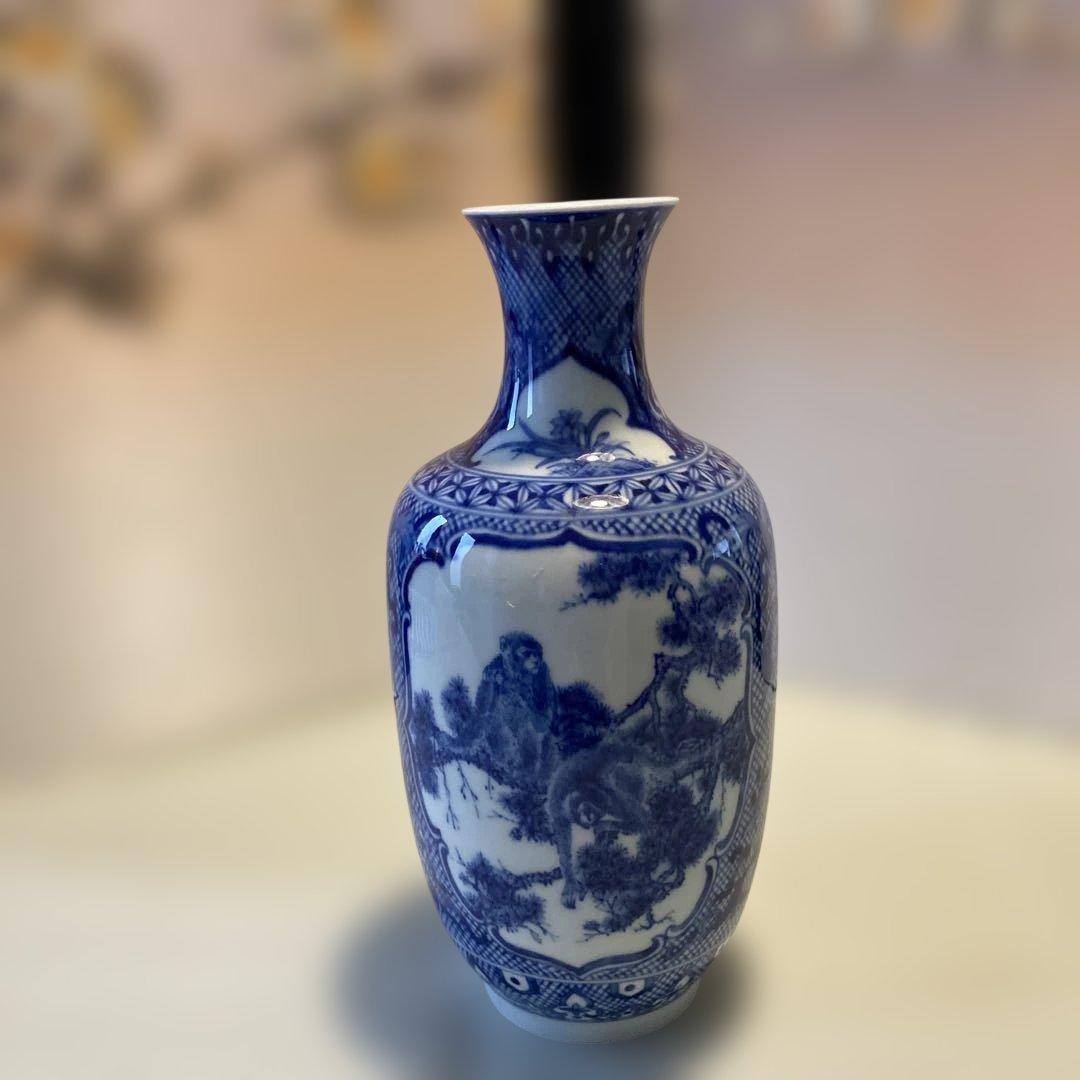 青磁 山水画 花瓶 - メルカリ