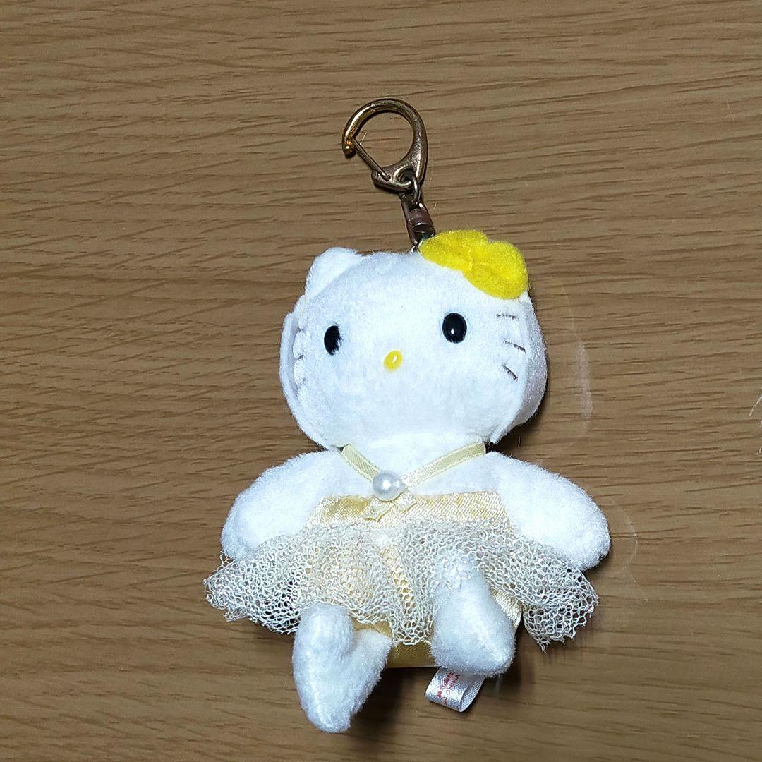 サンリオ】ハローキティ 長崎かすてら・バレリーナ ぬいぐるみ