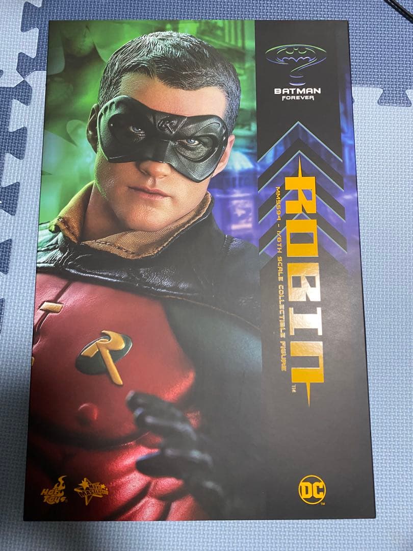 ホットトイズ バットマン フォーエヴァー ソナースーツ ロビン セット