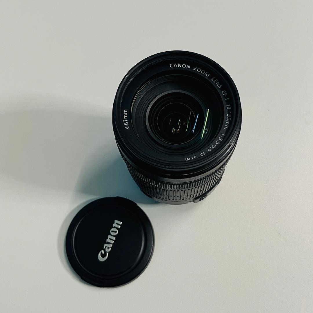 キヤノン EF-S18-135mm F/3.5-5.6 IS STM
