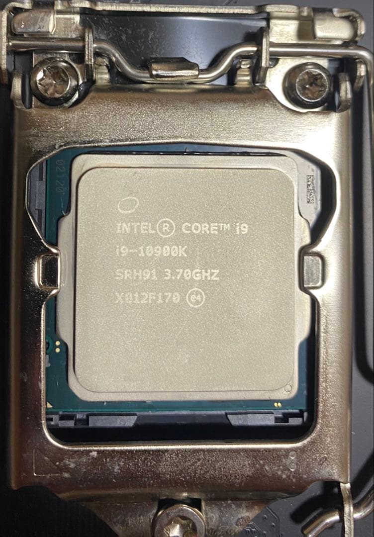 Z590 マザーボード & Intel Core i9-10900K