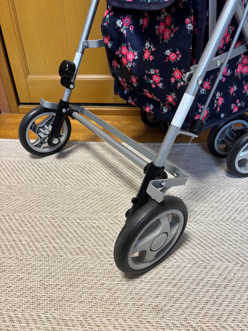 島製作所のショッピングカート「リズムRWC フローラルNB」 - メルカリ