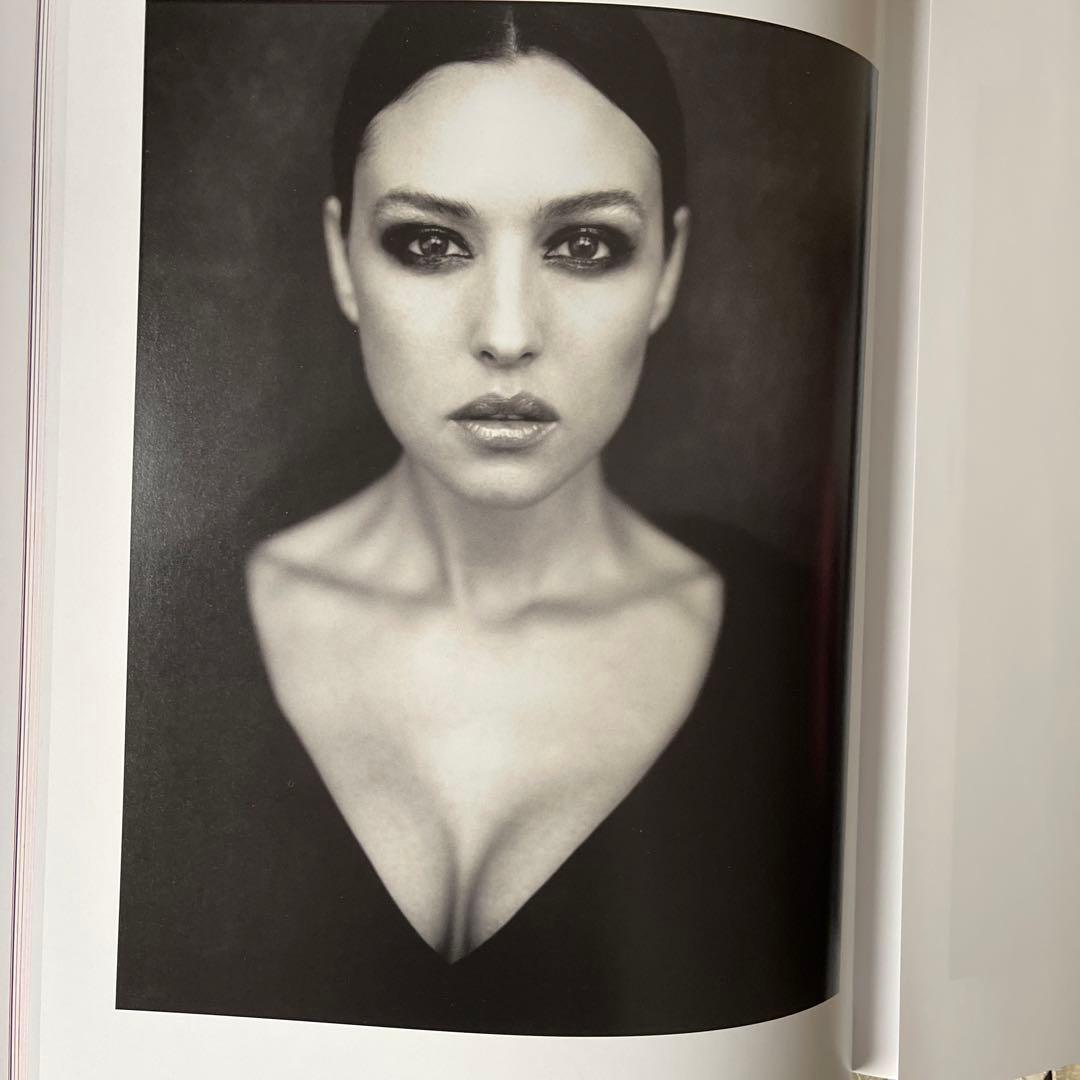 MONICA BELLUCCI 写真集 - メルカリ