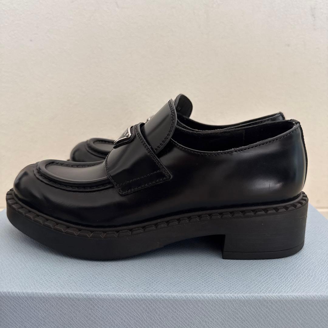 RONISARA さま専用 PRADA ブラック ローファー 保存袋付き - メルカリ