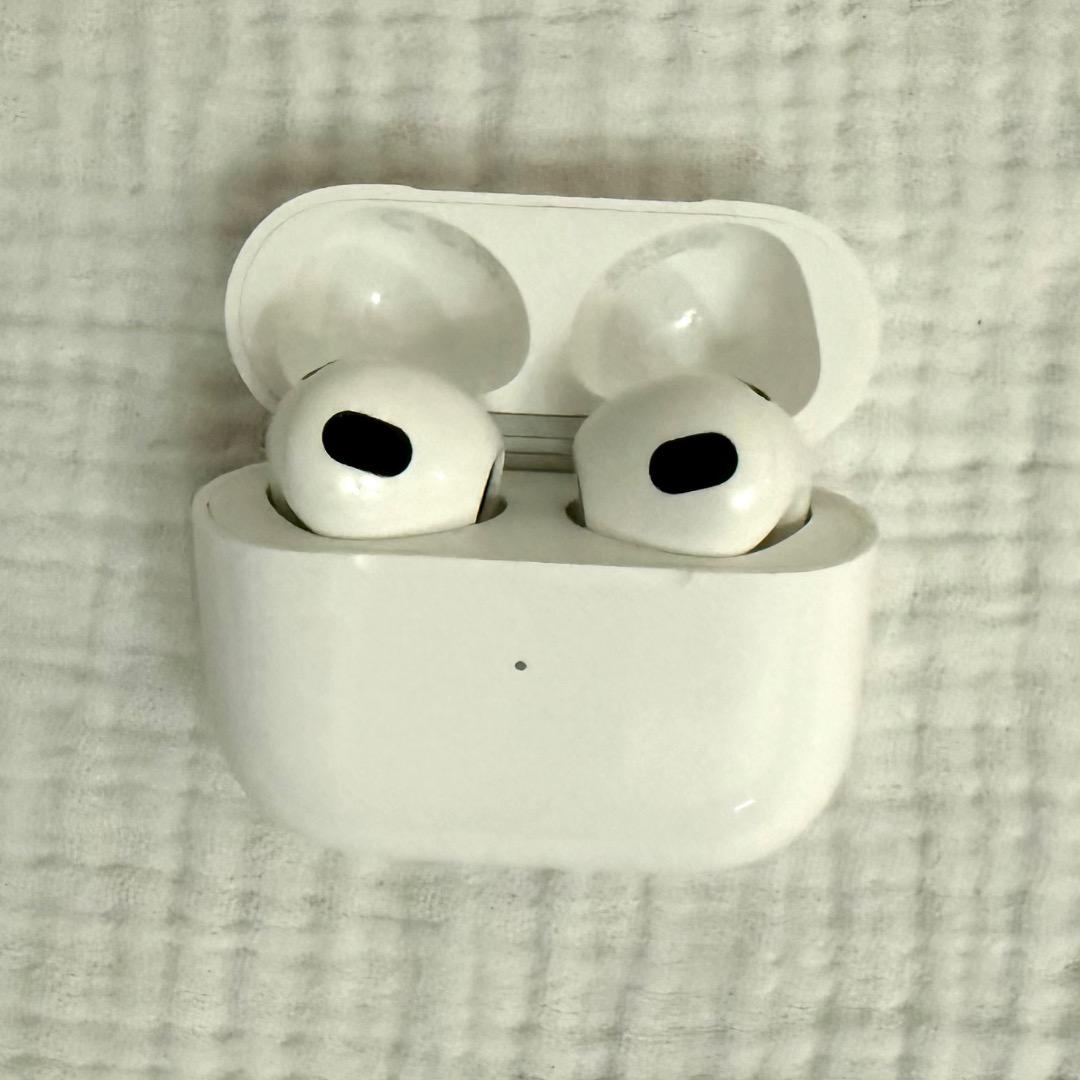 AirPods 3 (本体＋Lightning充電ケース) Amazon | Podick 充電ケース, Airpods 第3世代との互換性あり