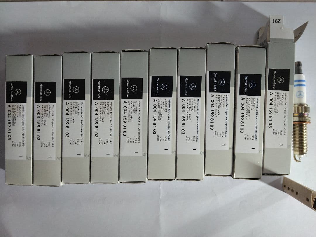 メルセデスベンツ 純正スパークプラグ A0041598103 8本単位 Mercedes-Benz（メルセデス・ベンツ） ベンツ スパークプラグ