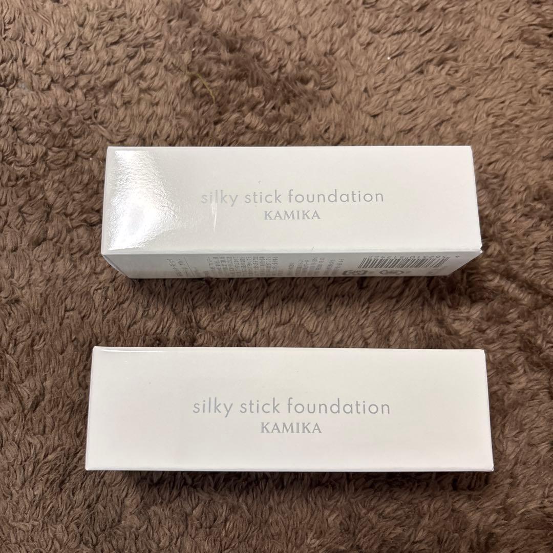 シルキースティックファンデーション ホワイト　KAMIKA KAMIKA / シルキースティックファンデーション ホワイトの公式商品情報
