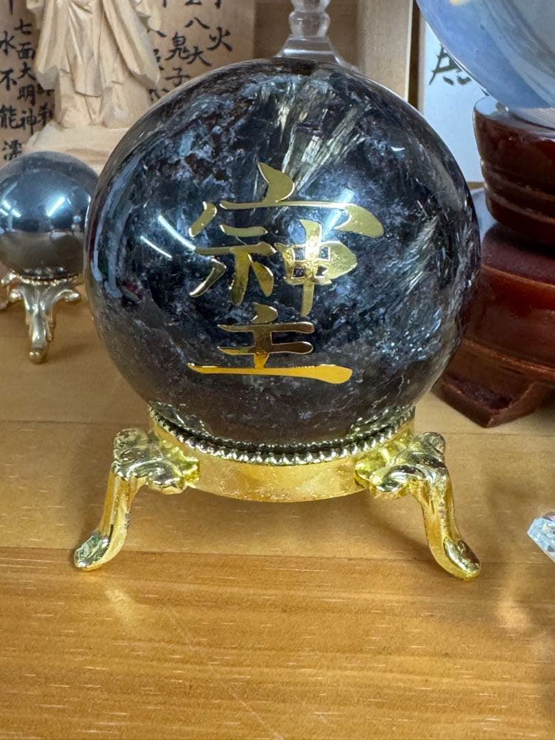 最強魔除け虹色モリオン丸玉の通販はau PAY マーケット - 輸入雑貨の