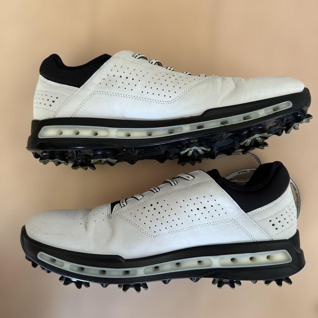 ECCOエコー ゴアテックス ゴルフシューズ ホワイト/ブラック 27.5cm