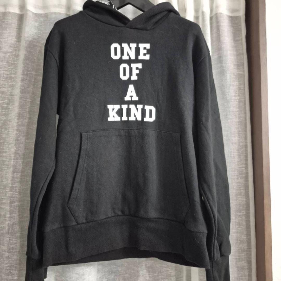ONE OF A KIND パーカー M G-DRAGON ジヨン Mサイズ - メルカリ