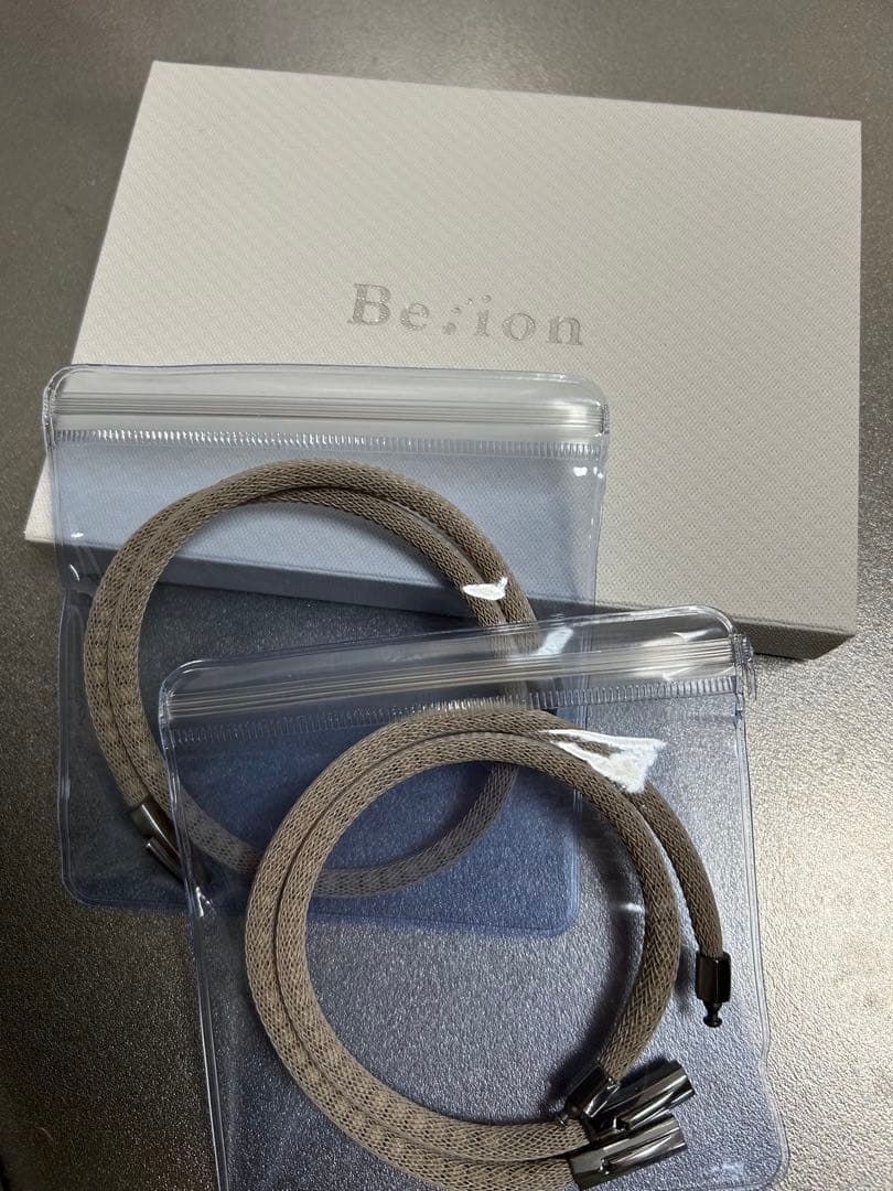 Be:ion 繊維製ベージュブレスレット&アンクレットのセット メンズ用 睡眠に特化したアクセサリー Be:ion for Sleep（ネックレス×1