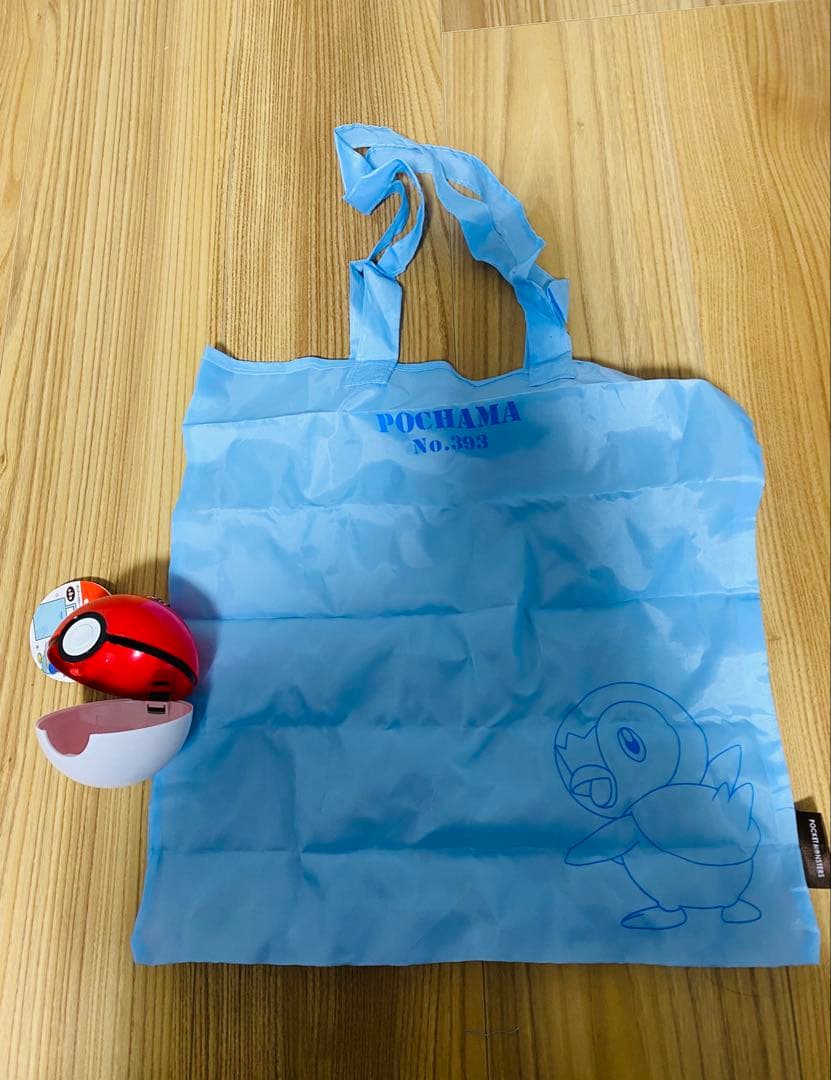 ポケモン トートバッグinモンスターボール ルカリオ&ポッチャマ - メルカリ