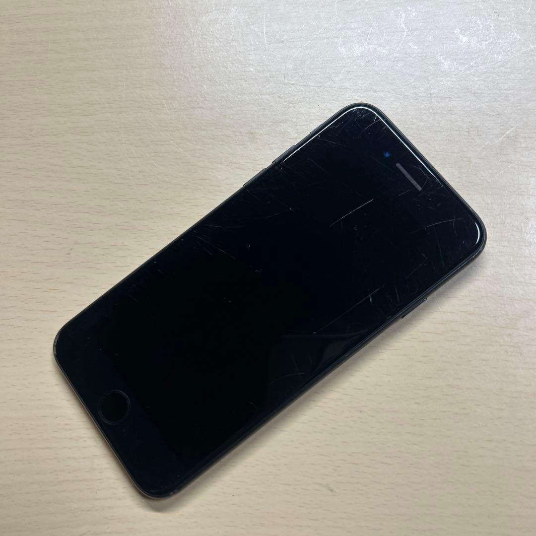 iPhoneSE2 se 第2世代 128GB SIMフリー 背面割れあり