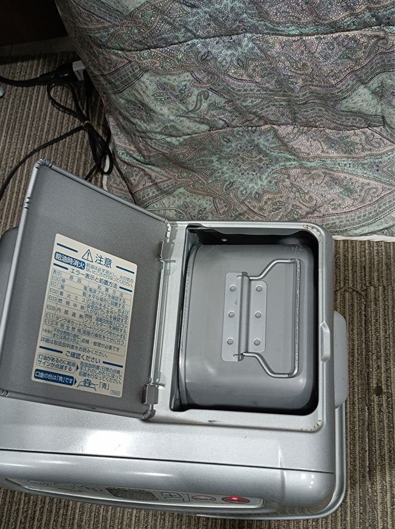 八6826] ダイニチ 2019年製 ブルーヒーター FW-3219S - メルカリ