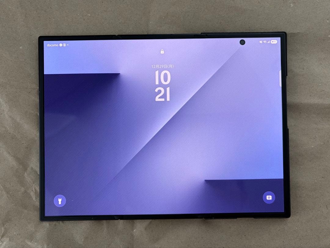 スマートフォン本体 Galaxy TriFold サムスン、海外で3つ折りスマホ「Galaxy Z TriFold」発表 10インチ画面