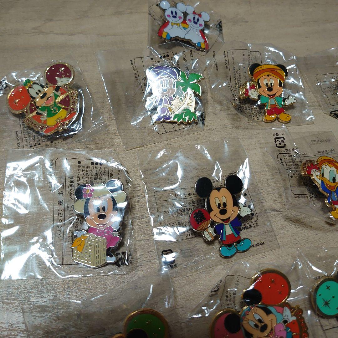 ディズニーリゾート☆ピンバッチ☆ミッキー☆ミニー☆チップ&ディール