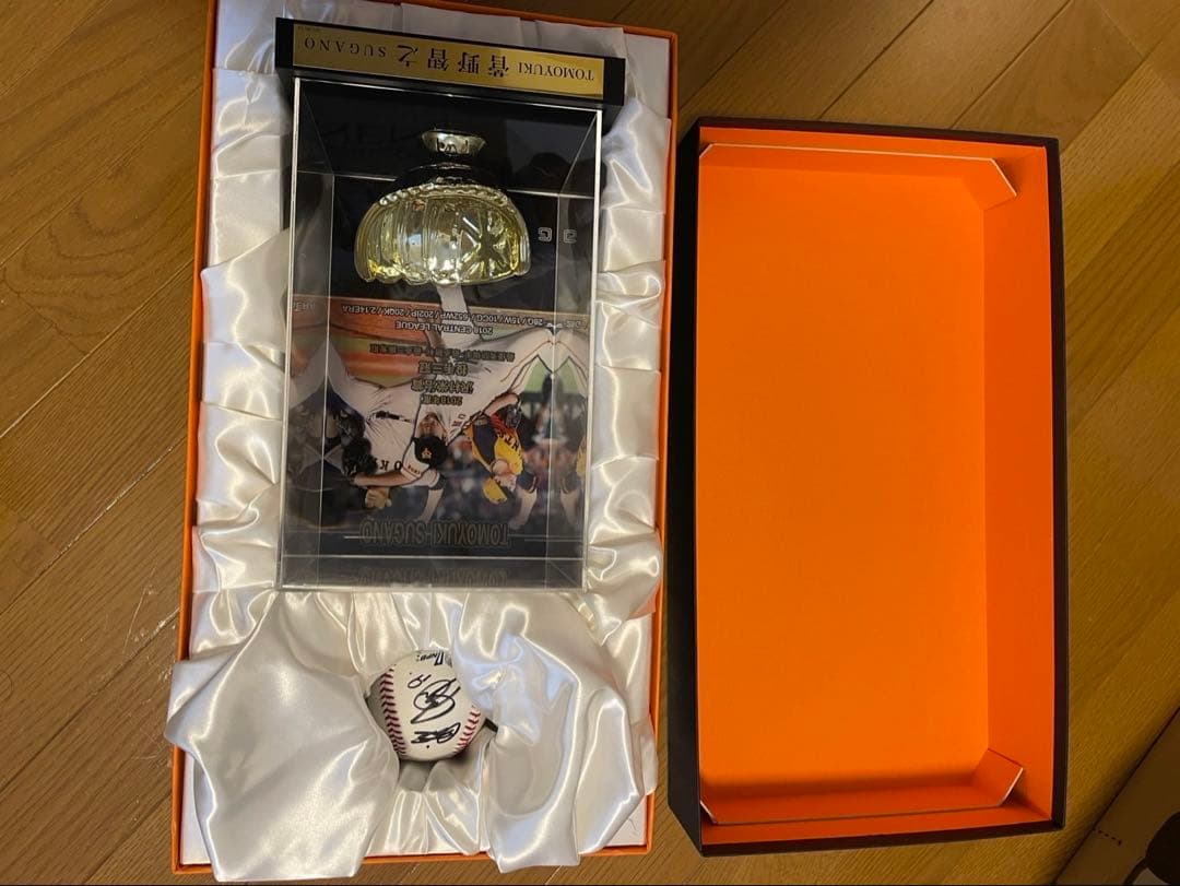 ⭐︎菅野智之 ⭐︎直筆サイン入りボール 記念品 メモラビリアボール