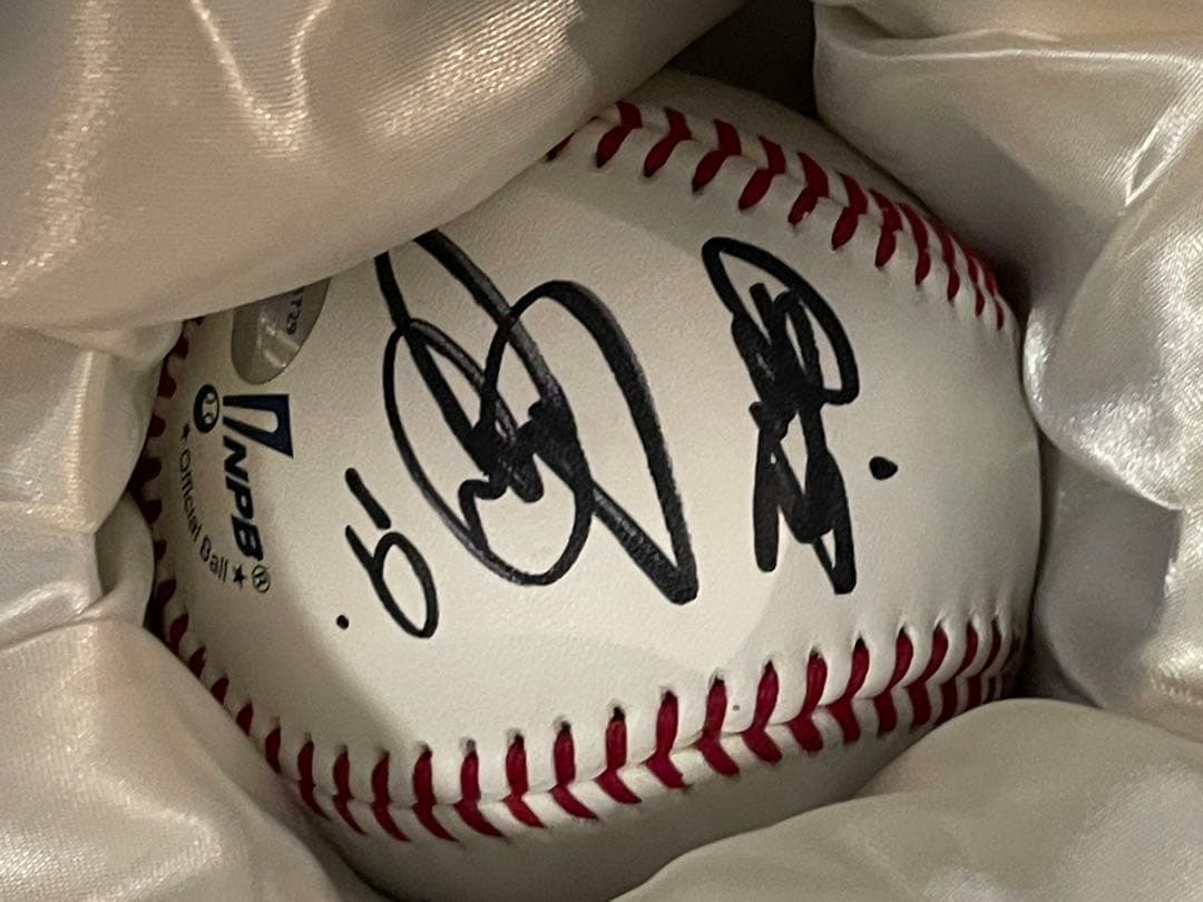⭐︎菅野智之 ⭐︎直筆サイン入りボール 記念品 メモラビリアボール
