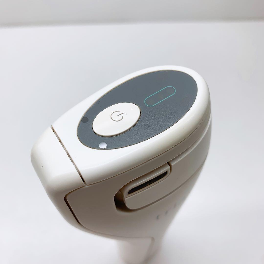 《ほぼ未使用》 トリア スキン エイジングケア レーザー Tria