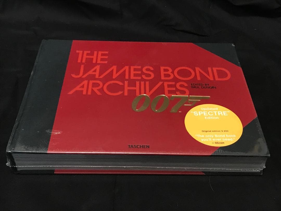 The James Bond Archives /Spectre Edition - メルカリ