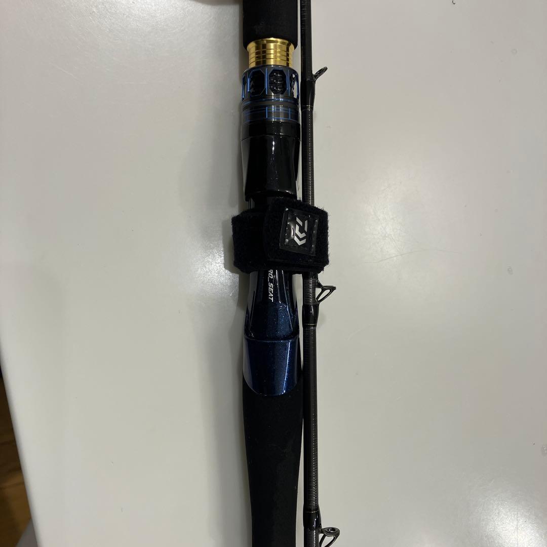 極鋭ヤリイカ 82 MH-170 船竿 1.7m 2本継