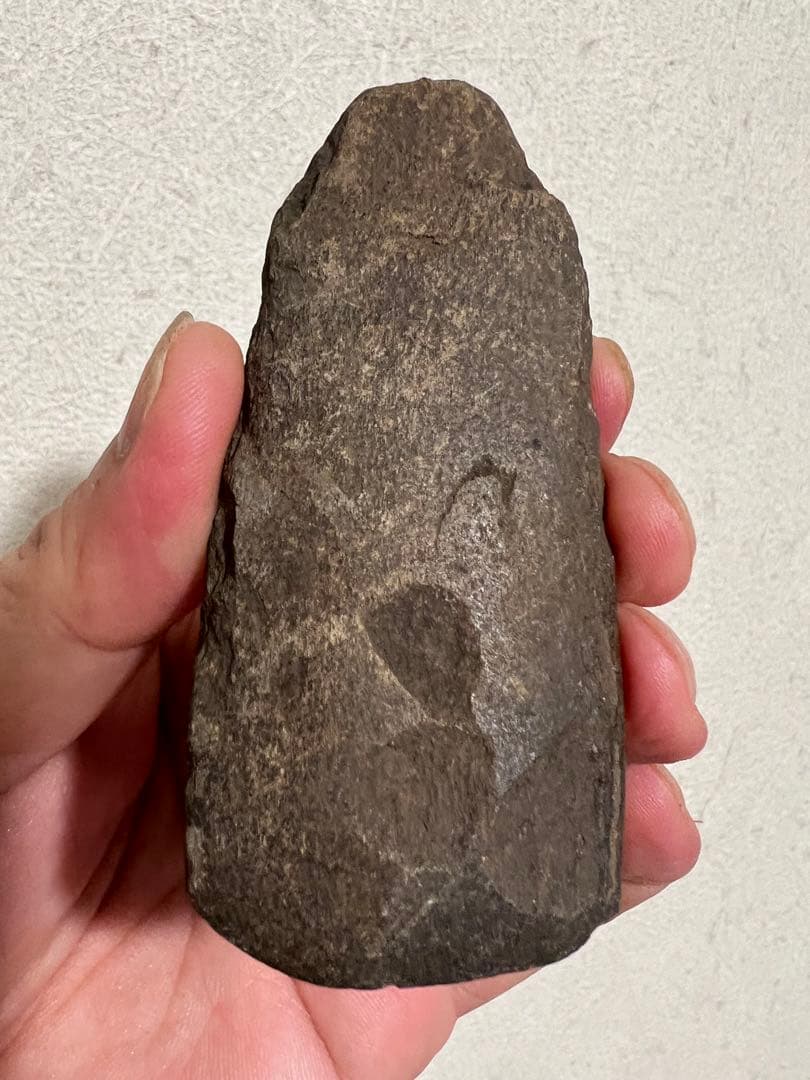 縄文時代中期 北海道 常呂 石斧 磨製石器 発掘 出土 世界遺産 骨董 古美術 縄文時代中期 北海道 常呂 石斧 磨製石器 発掘 出土 世界遺産 骨董 古