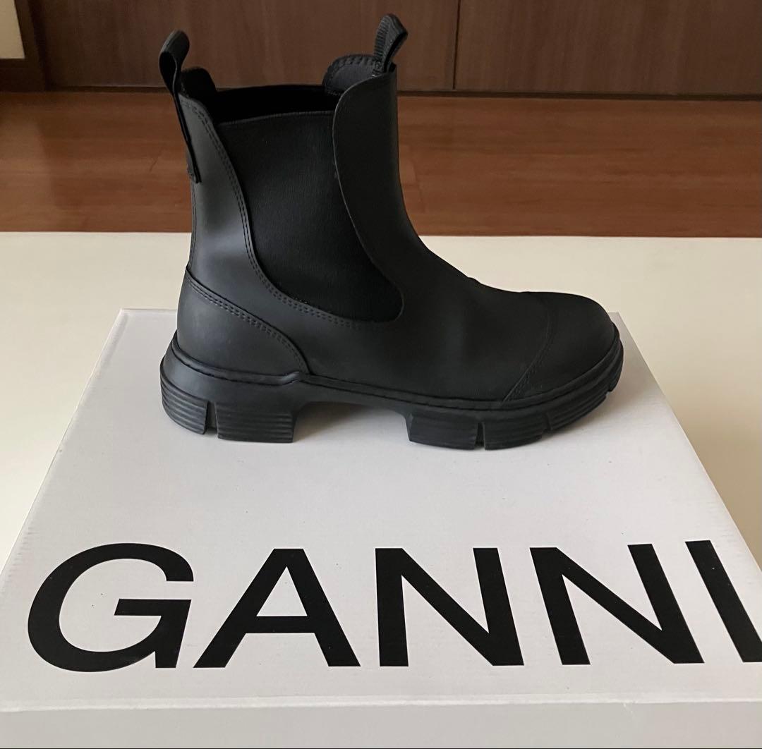 美品】GANNI ブラック サイドゴアブーツ size37 - メルカリ