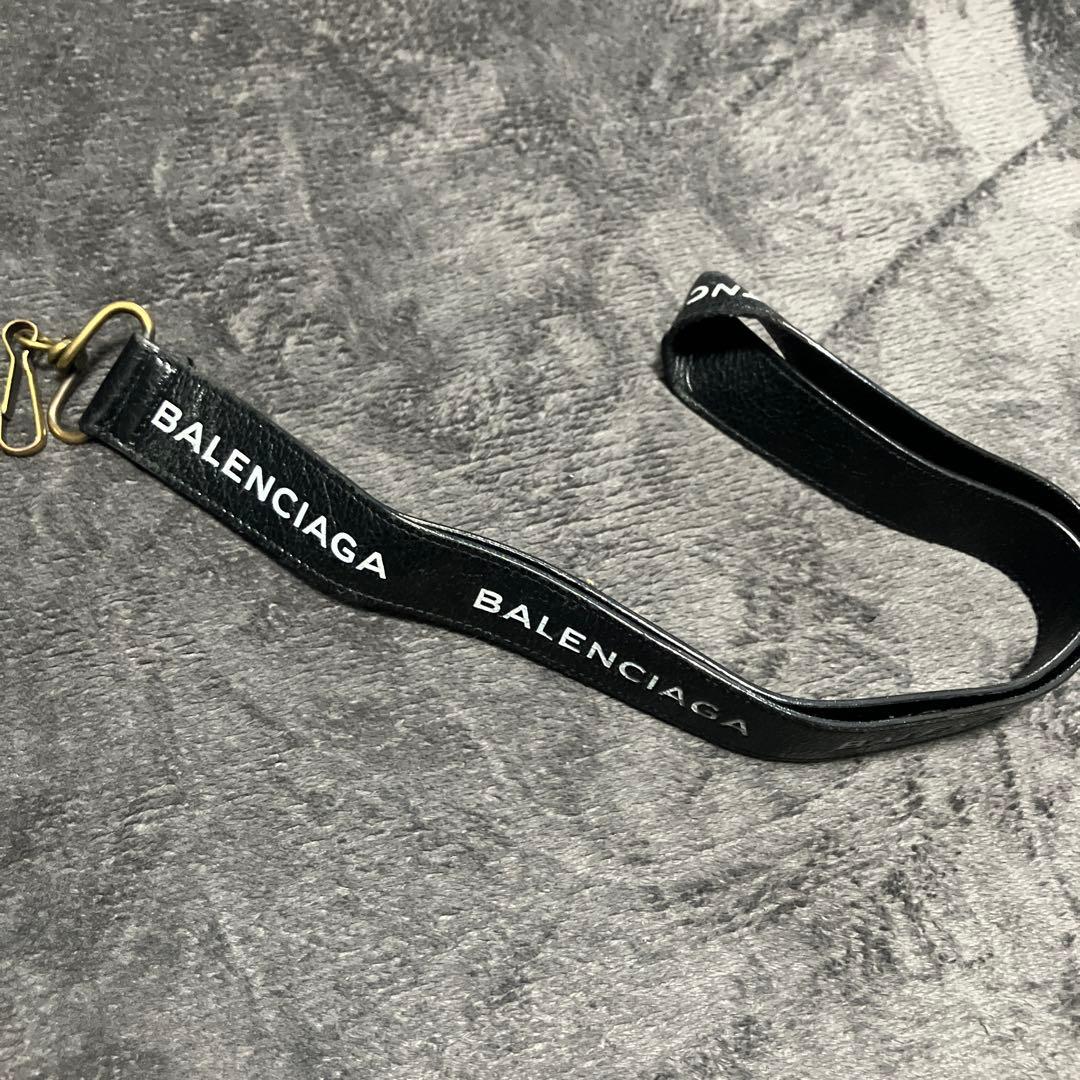 バレンシアガ ネックストラップ ネックウォレット ネックレス - メルカリ