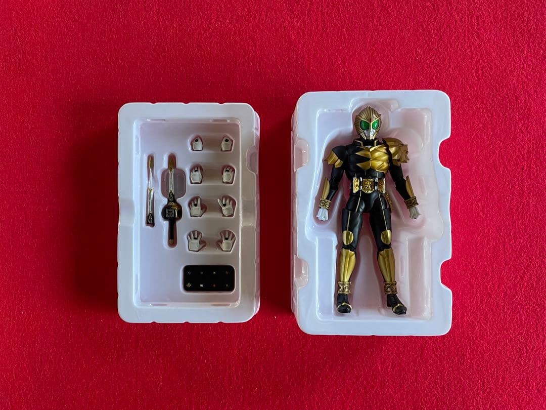 S.H.Figuarts 真骨彫製法　仮面ライダービースト　マントセット