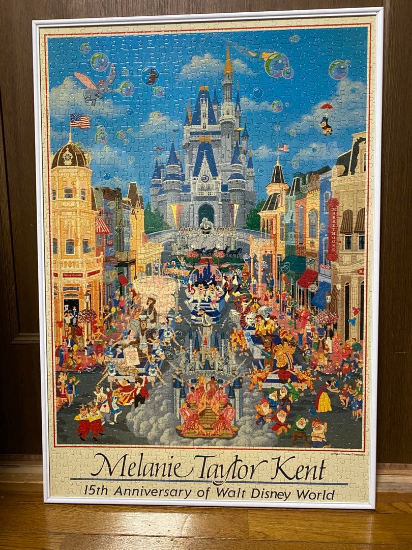 ディズニー・ワールド15周年記念2,000ピースパズル(完成品、フレーム付き) 楽天市場】ジグソーパズル 2000ピース ヒロインコレクションステンド