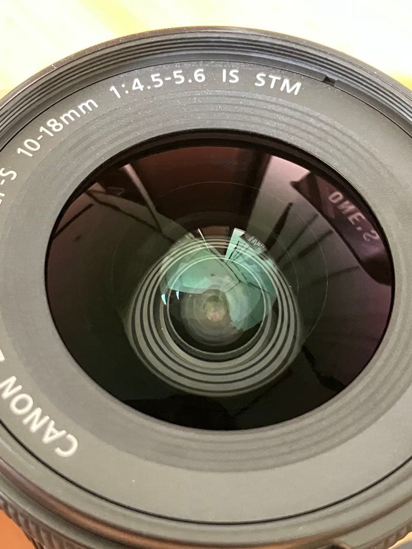 Canon EF-S10-18mm F4.5-5.6 広角レンズ