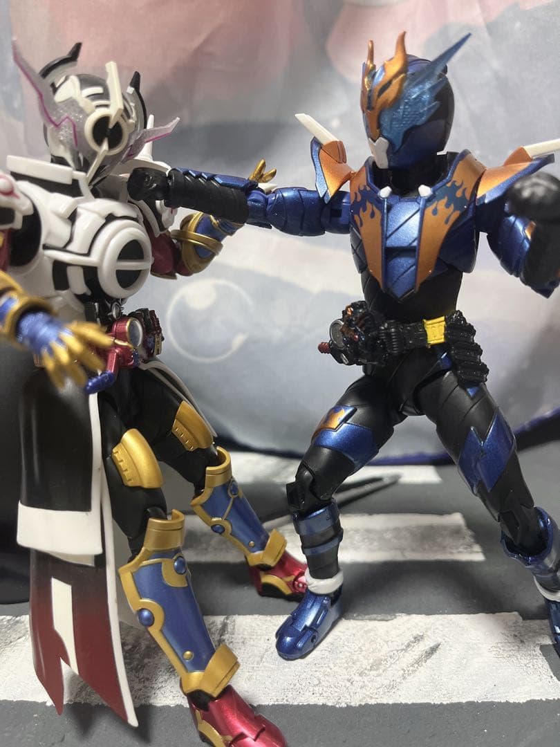 S.H.Figuarts 仮面ライダークローズ　エボル ブラックホール　セット