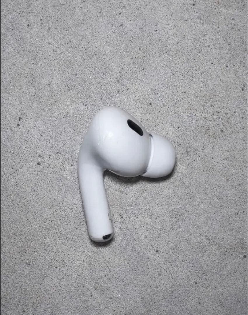 AirPods Pro第2世代 左耳 Type-Cモデル＋イヤーピースS.M.L - メルカリ